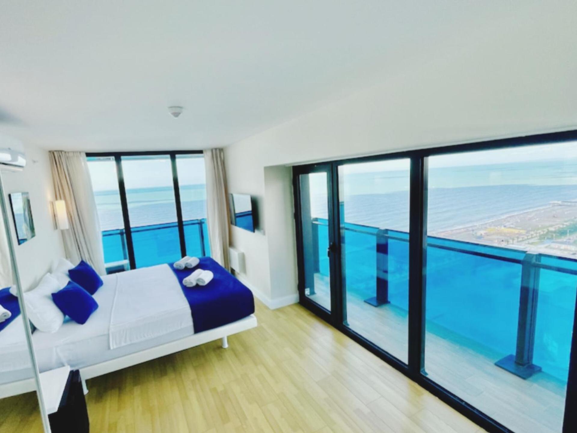 Sea View Luxury In Orbi Apartment *