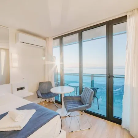 Sea View Luxury Apartments In Orbi City Batumi Exterior photo